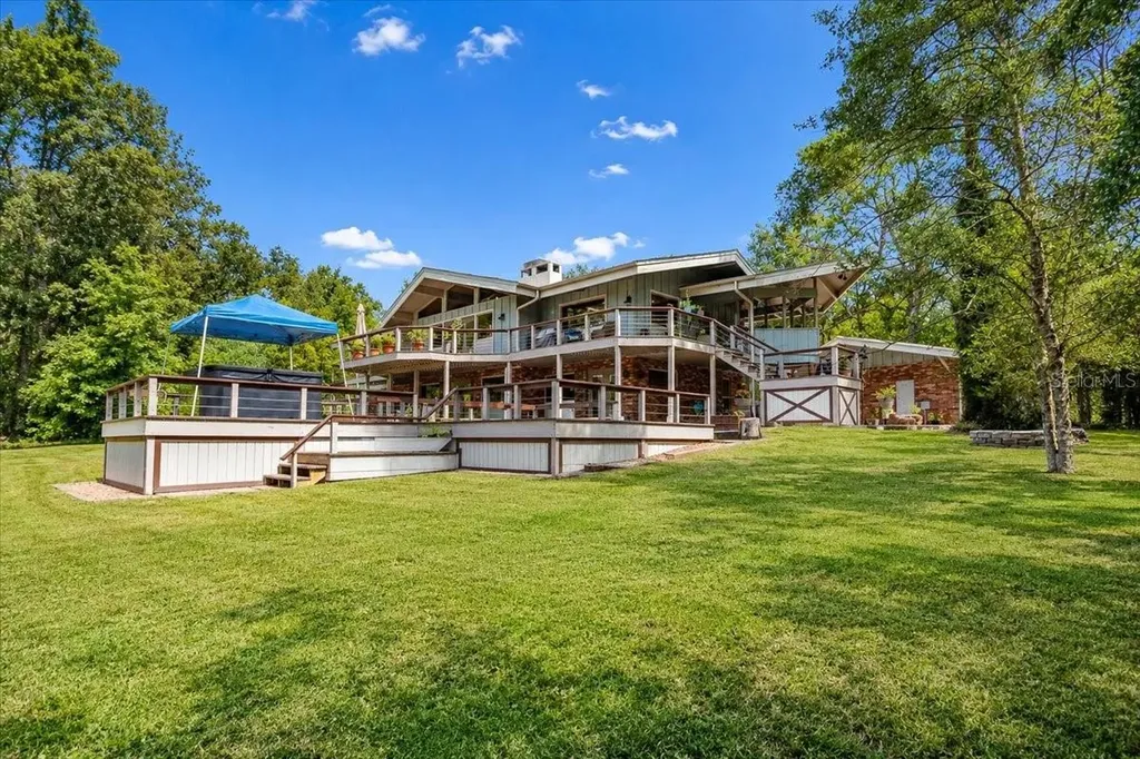 5278 SW County Road 138 Fort White FL 32038