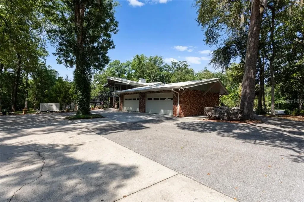 5278 SW County Road 138 Fort White FL 32038