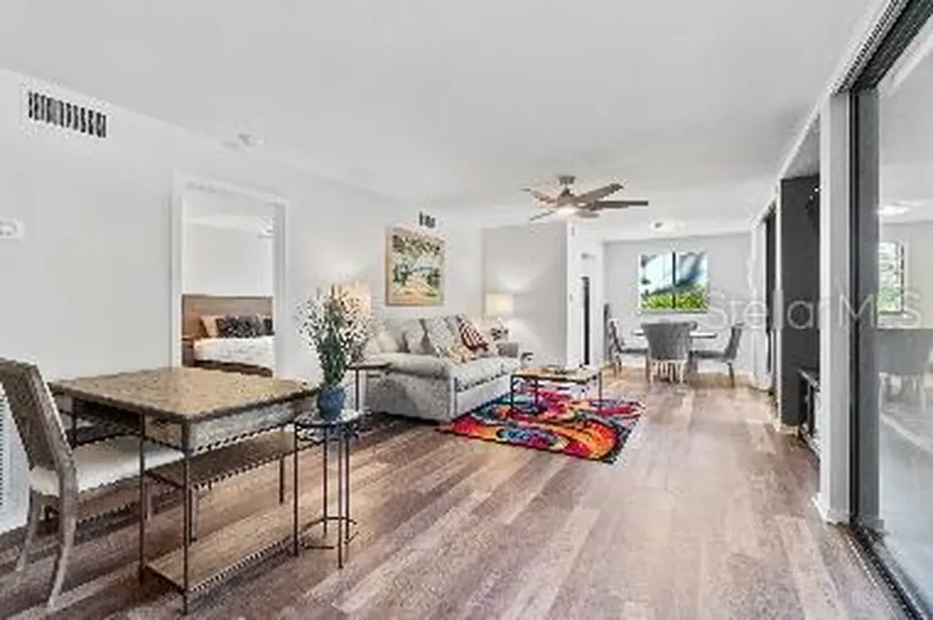 3071 Willow Green Sarasota FL 34235