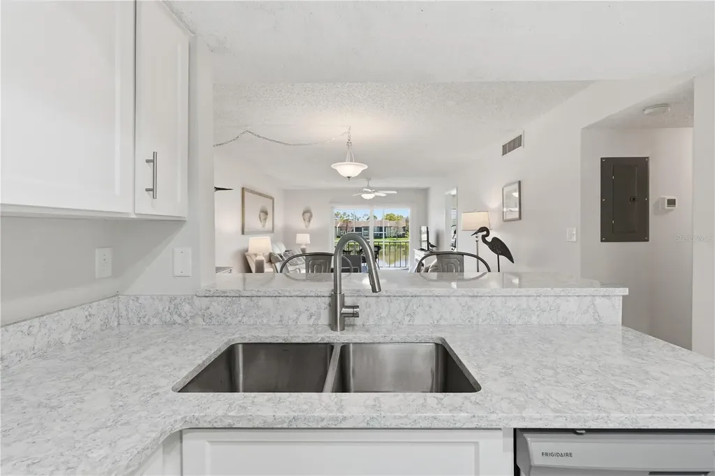 240 Cypress Lane Oldsmar FL 34677