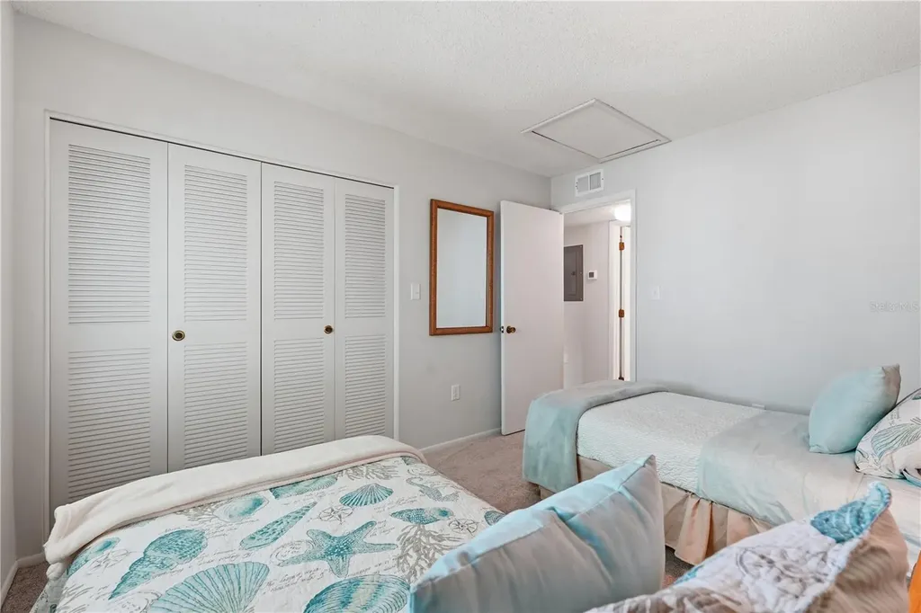 240 Cypress Lane Oldsmar FL 34677