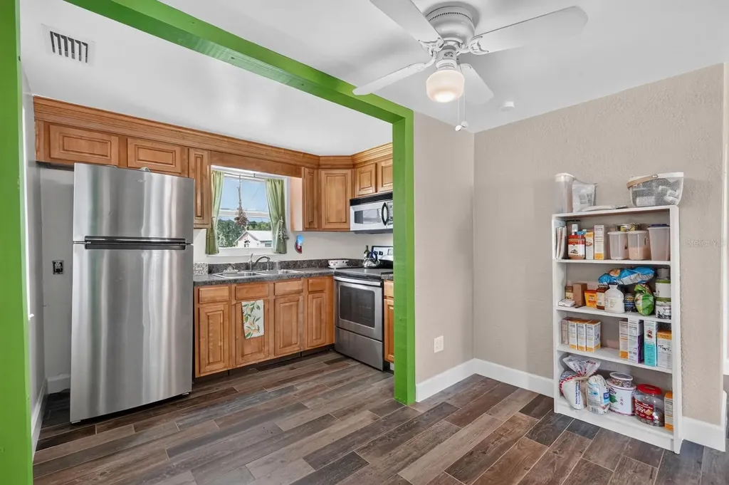 277 Debary Drive Debary FL 32713