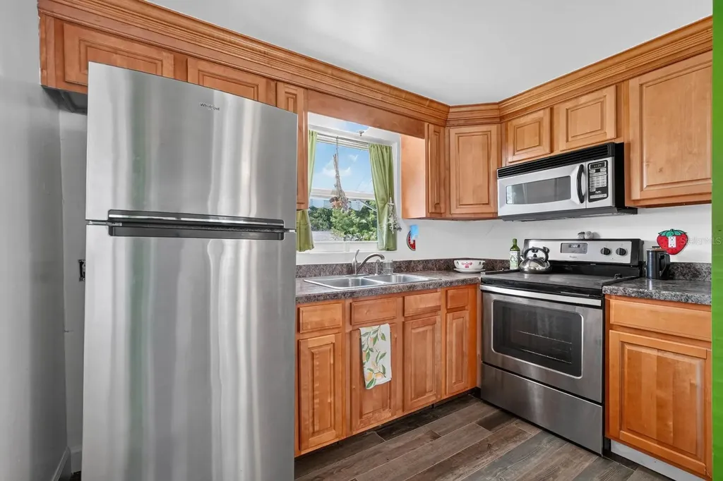 277 Debary Drive Debary FL 32713