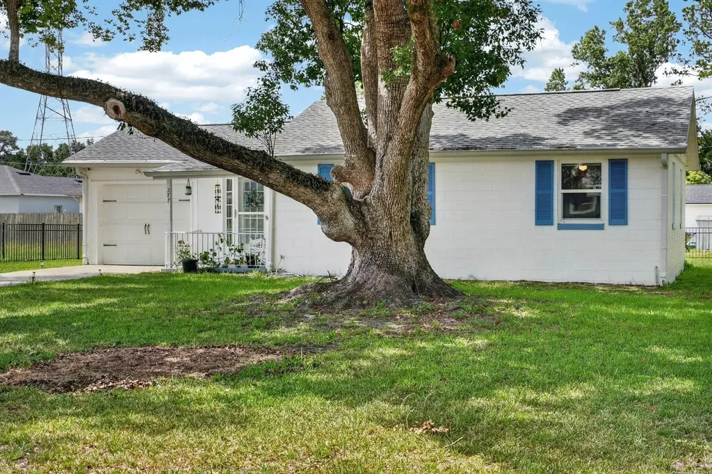 277 Debary Drive Debary FL 32713