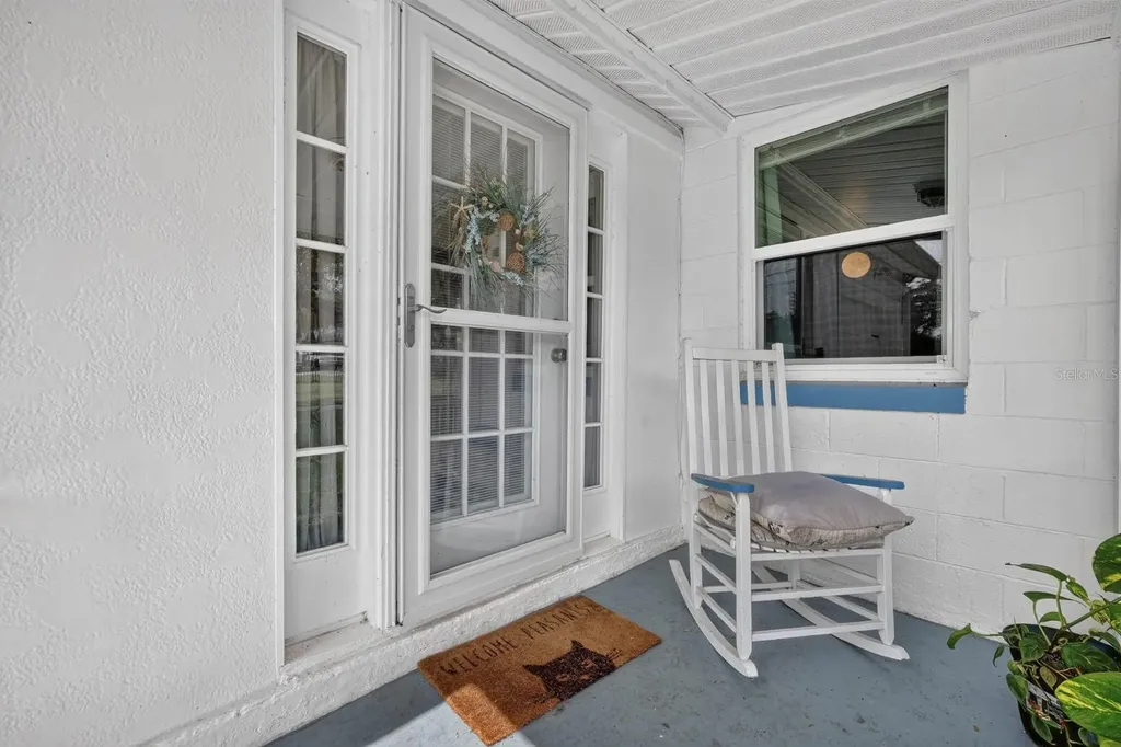 277 Debary Drive Debary FL 32713
