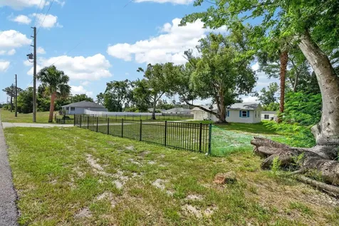 277 Debary Drive Debary FL 32713