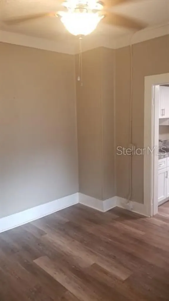 317 E Tarpon Avenue Tarpon Springs FL 34689