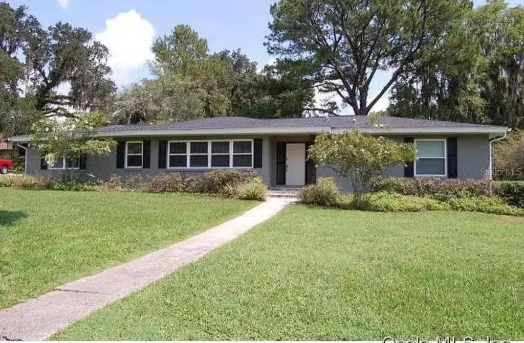 1207 SE 15th Street Ocala FL 34471