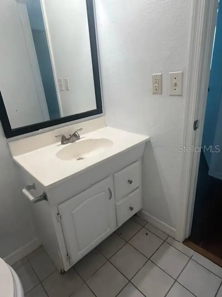 10532 Fernando Street Orlando FL 32825