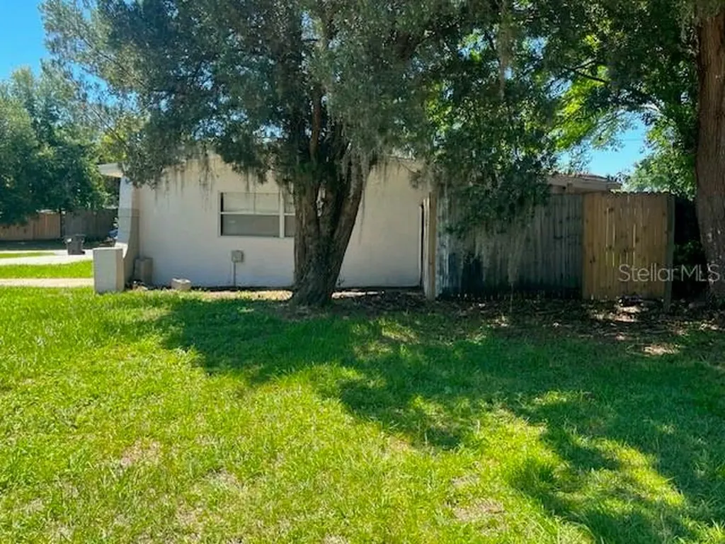 10532 Fernando Street Orlando FL 32825