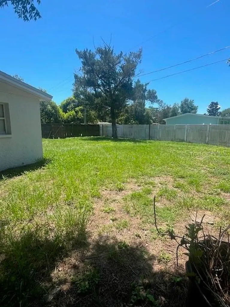 10532 Fernando Street Orlando FL 32825