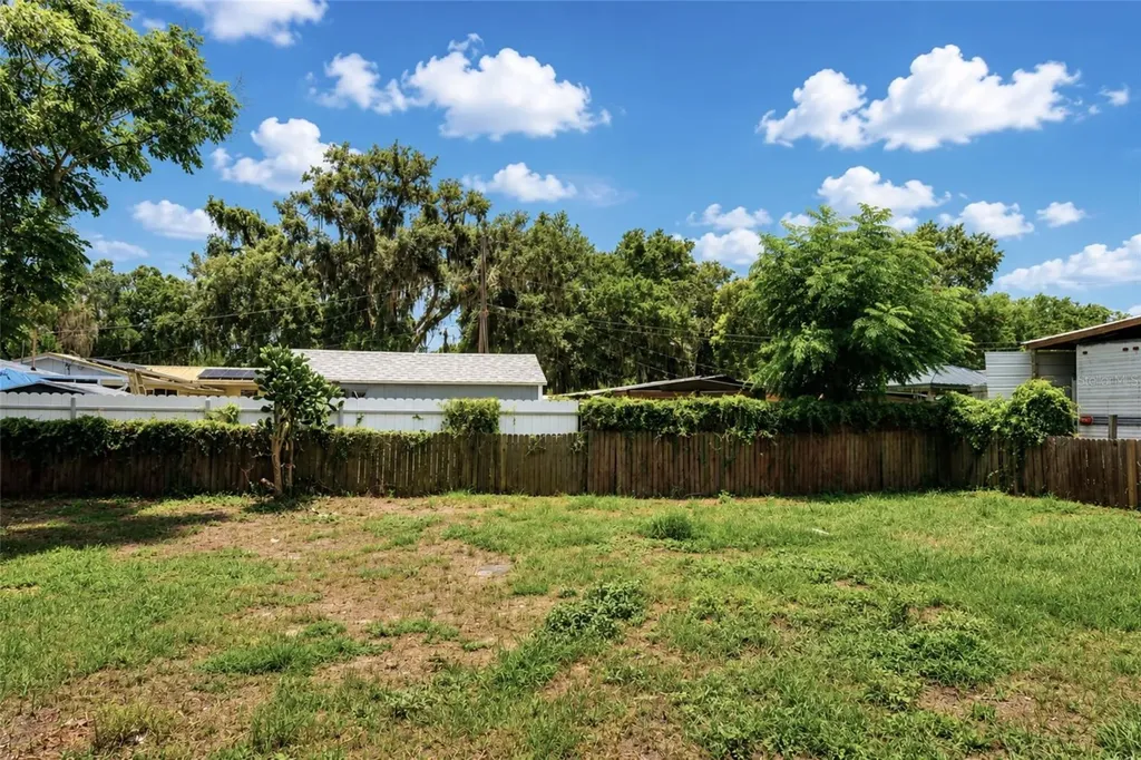 1208 Cherry Lane Lakeland FL 33811