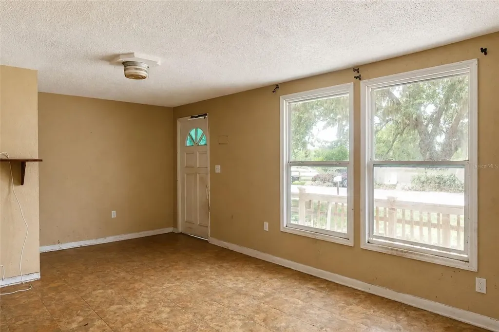 1208 Cherry Lane Lakeland FL 33811