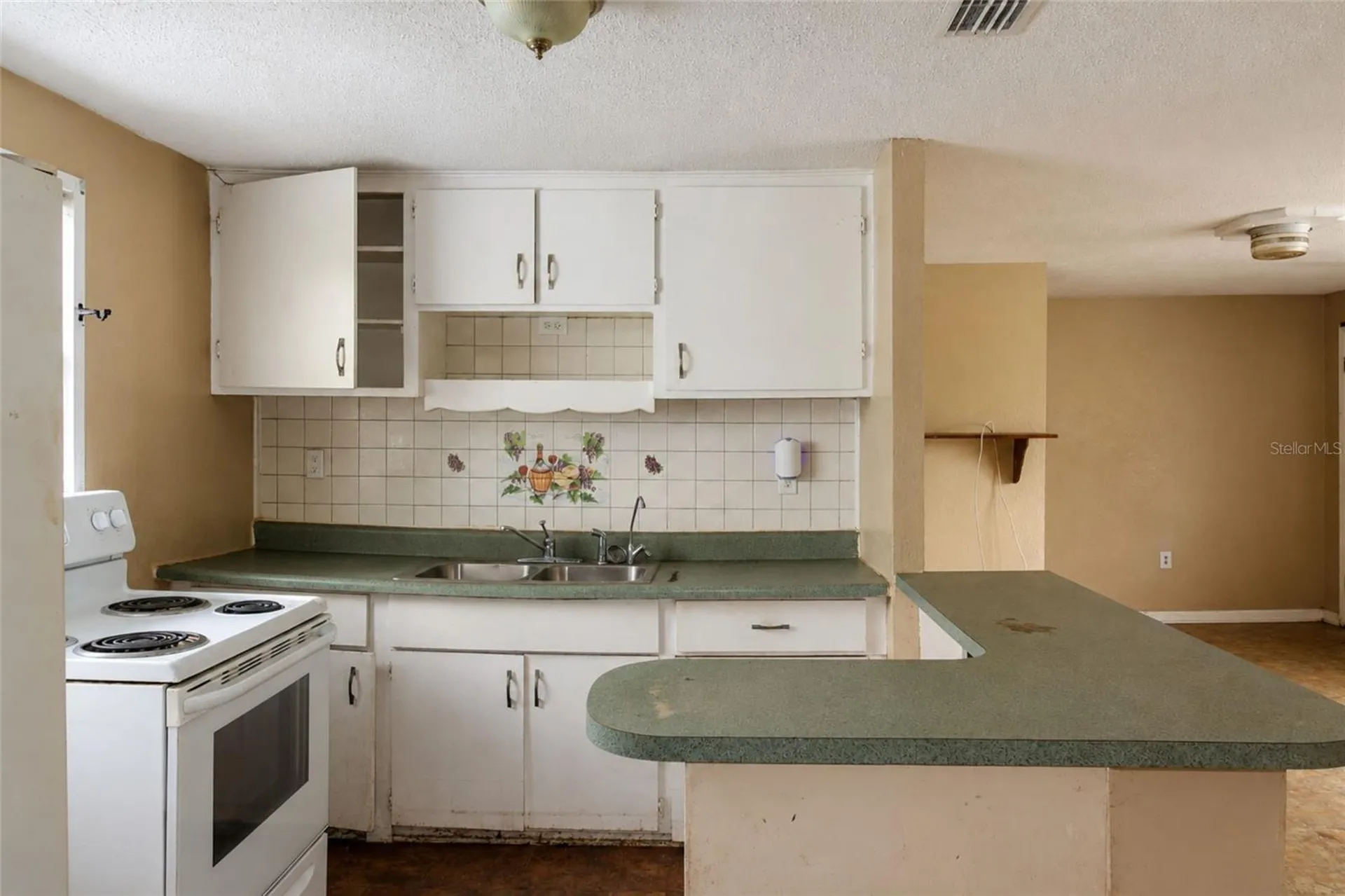1208 Cherry Lane Lakeland FL 33811