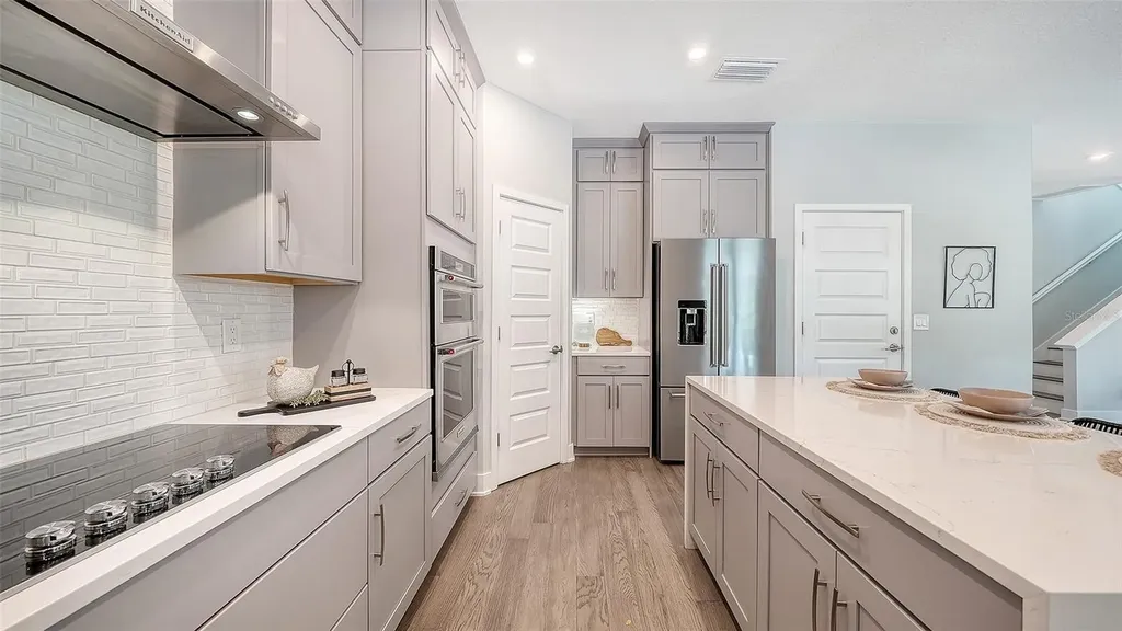 2554 Floyd Street Sarasota FL 34239
