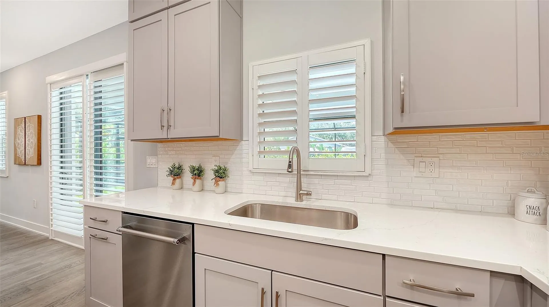 2554 Floyd Street Sarasota FL 34239