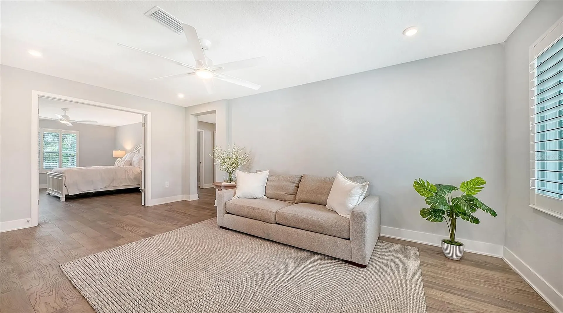 2554 Floyd Street Sarasota FL 34239