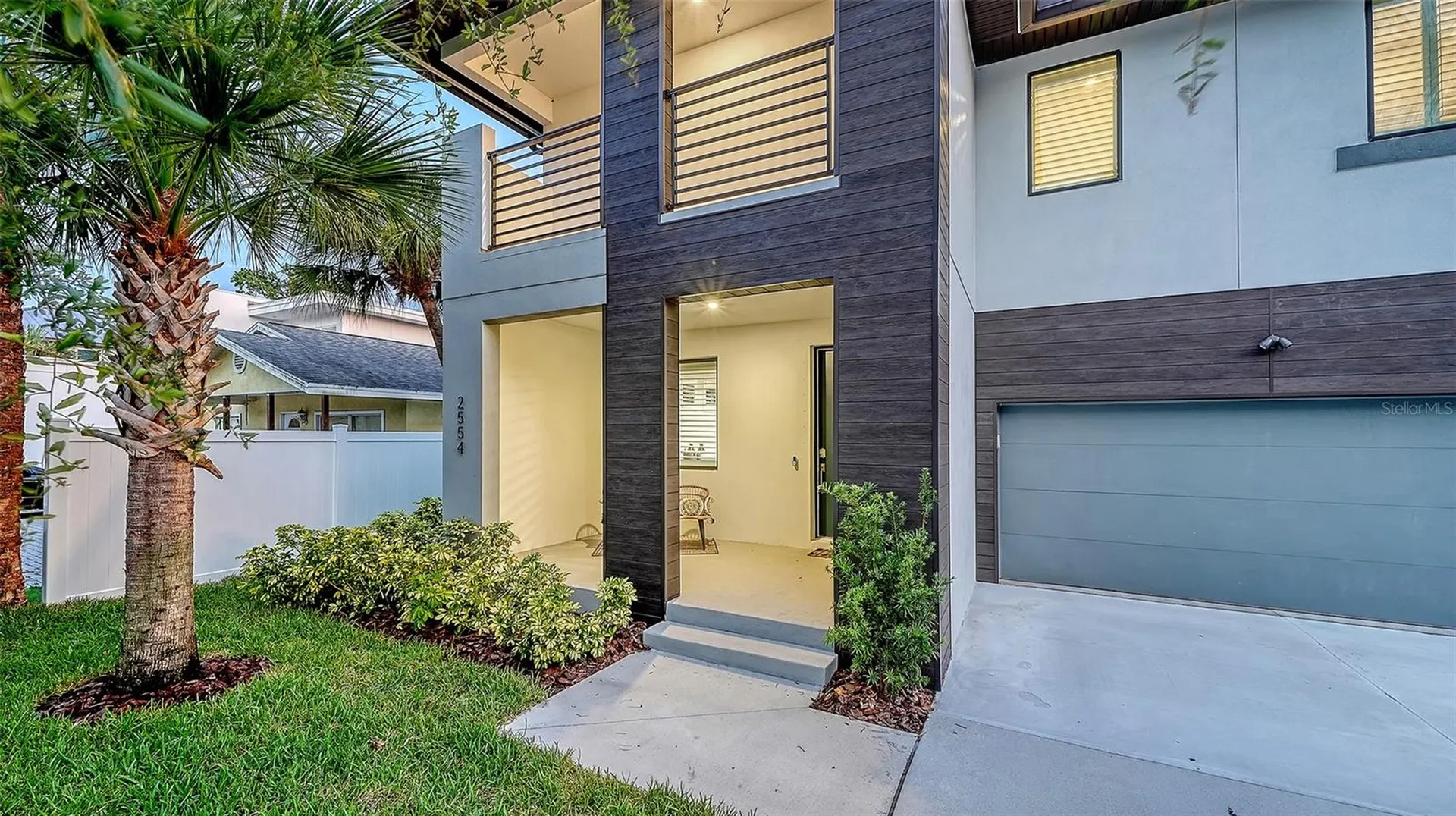 2554 Floyd Street Sarasota FL 34239