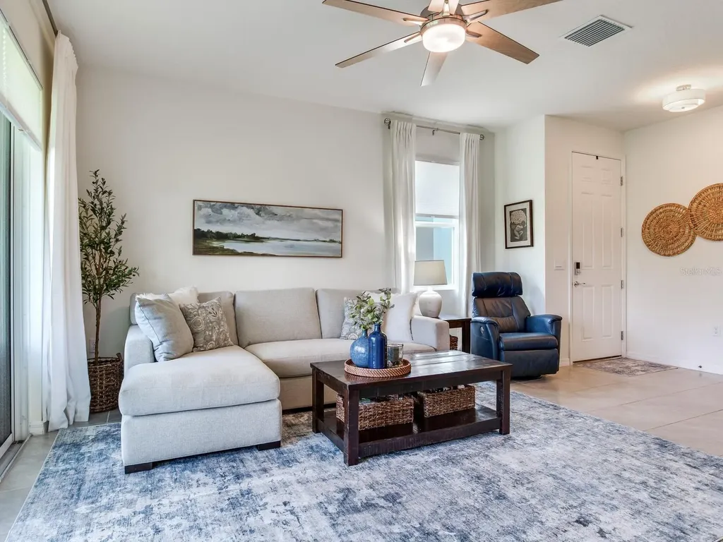 3723 Stormy Thistle Place Plant City FL 33565