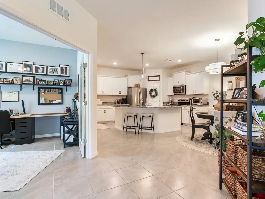 3723 Stormy Thistle Place Plant City FL 33565