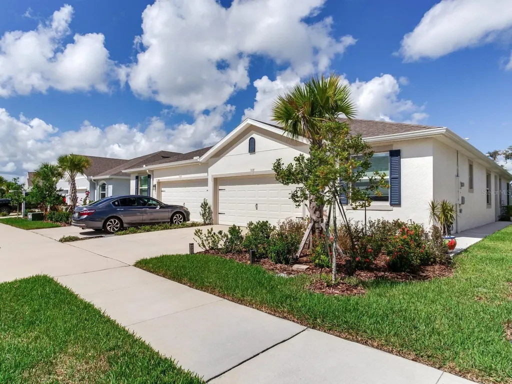 3723 Stormy Thistle Place Plant City FL 33565