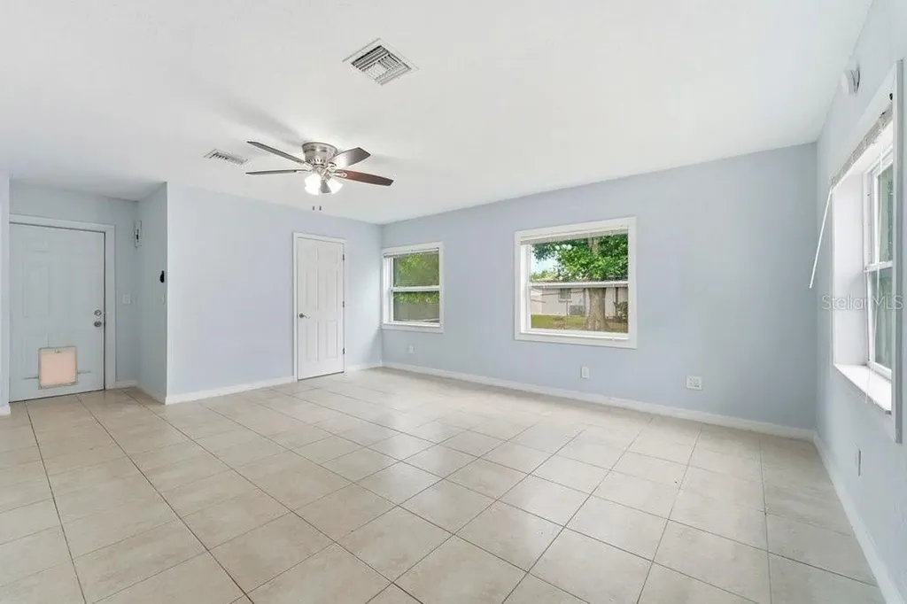 1920 64th Avenue N St Petersburg FL 33702