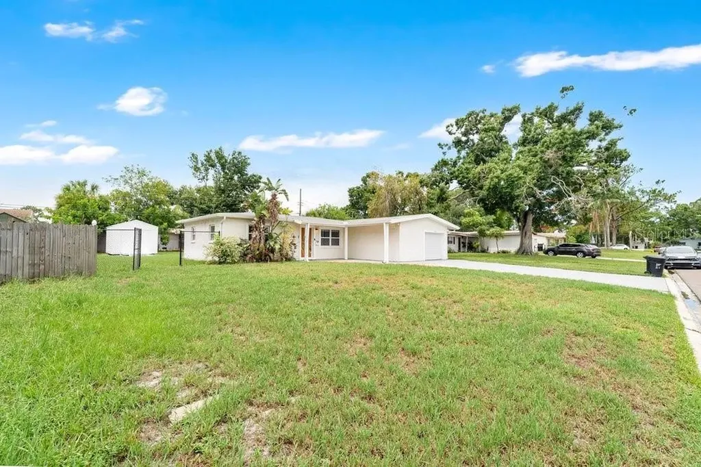 1920 64th Avenue N St Petersburg FL 33702