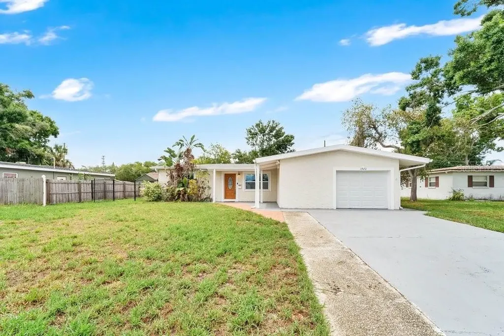 1920 64th Avenue N St Petersburg FL 33702
