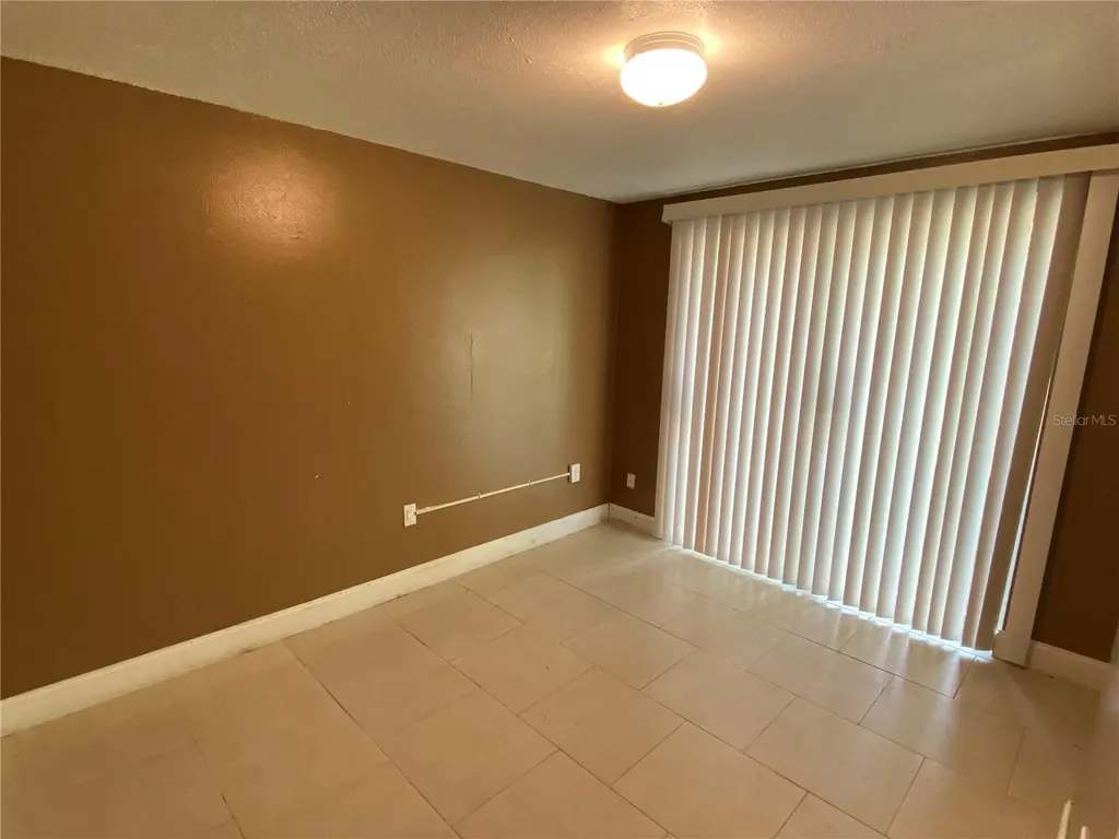 1609 E 143rd Avenue Tampa FL 33613