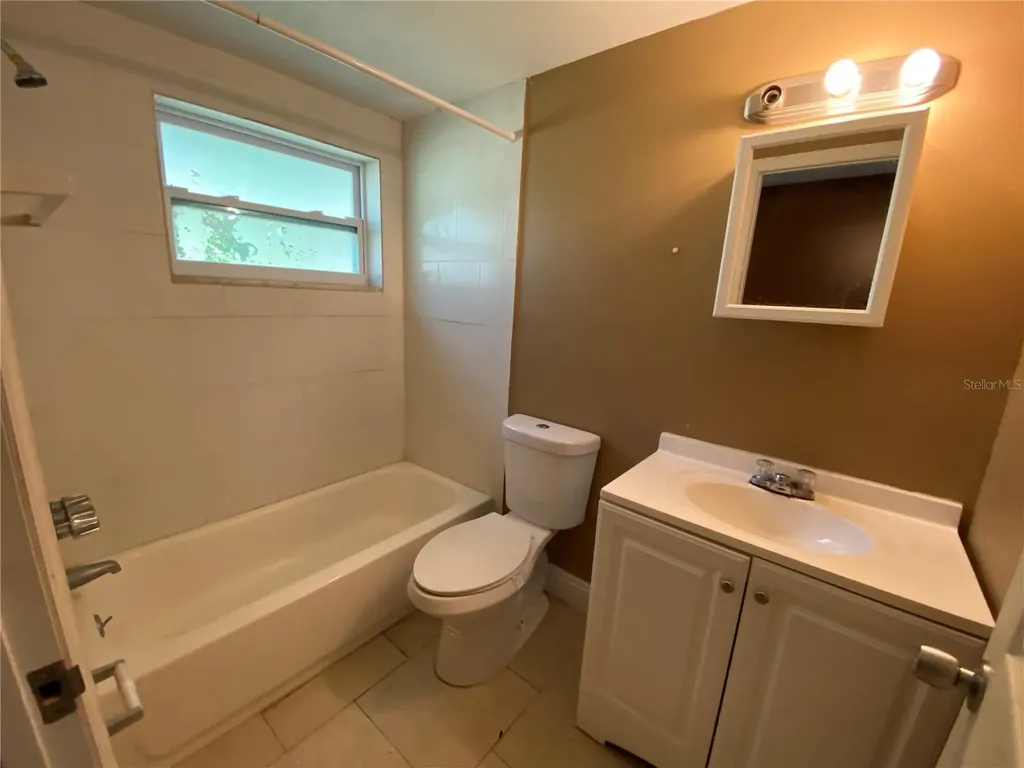 1609 E 143rd Avenue Tampa FL 33613