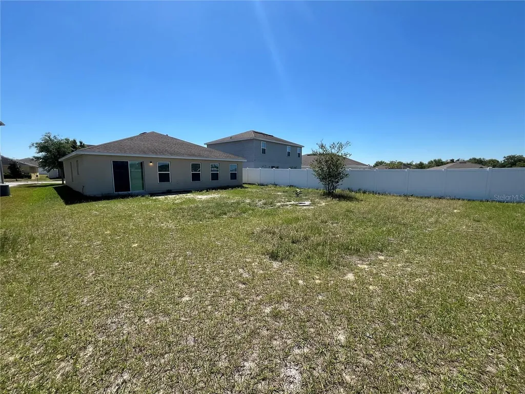 4167 Sand Ridge Boulevard Spring Hill FL 34609