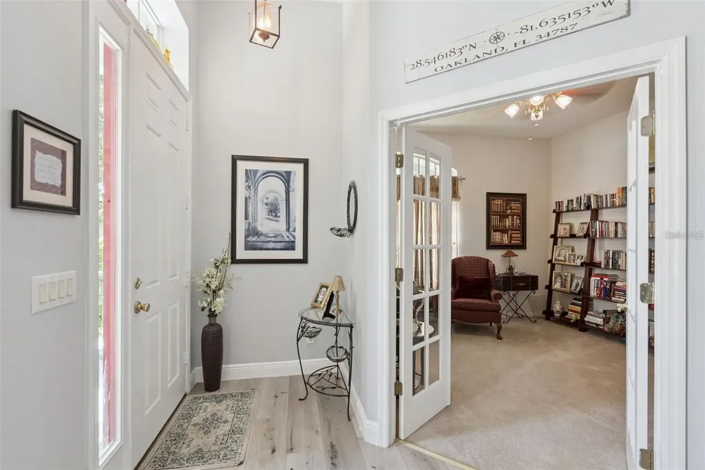 529 Johns Landing Way Oakland FL 34787