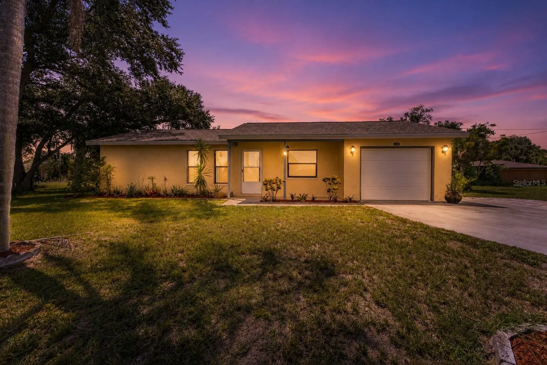 1390 Tripoli Street North Port FL 34286
