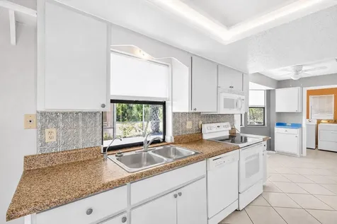 1390 Tripoli Street North Port FL 34286
