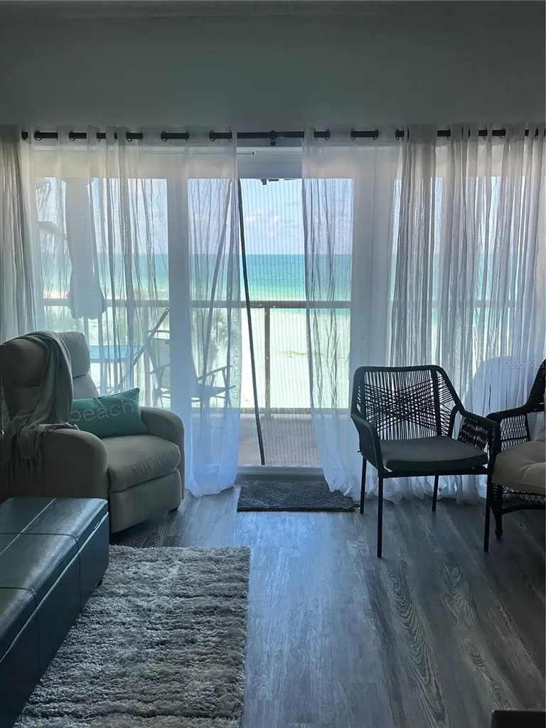 880 Mandalay Avenue Clearwater FL 33767