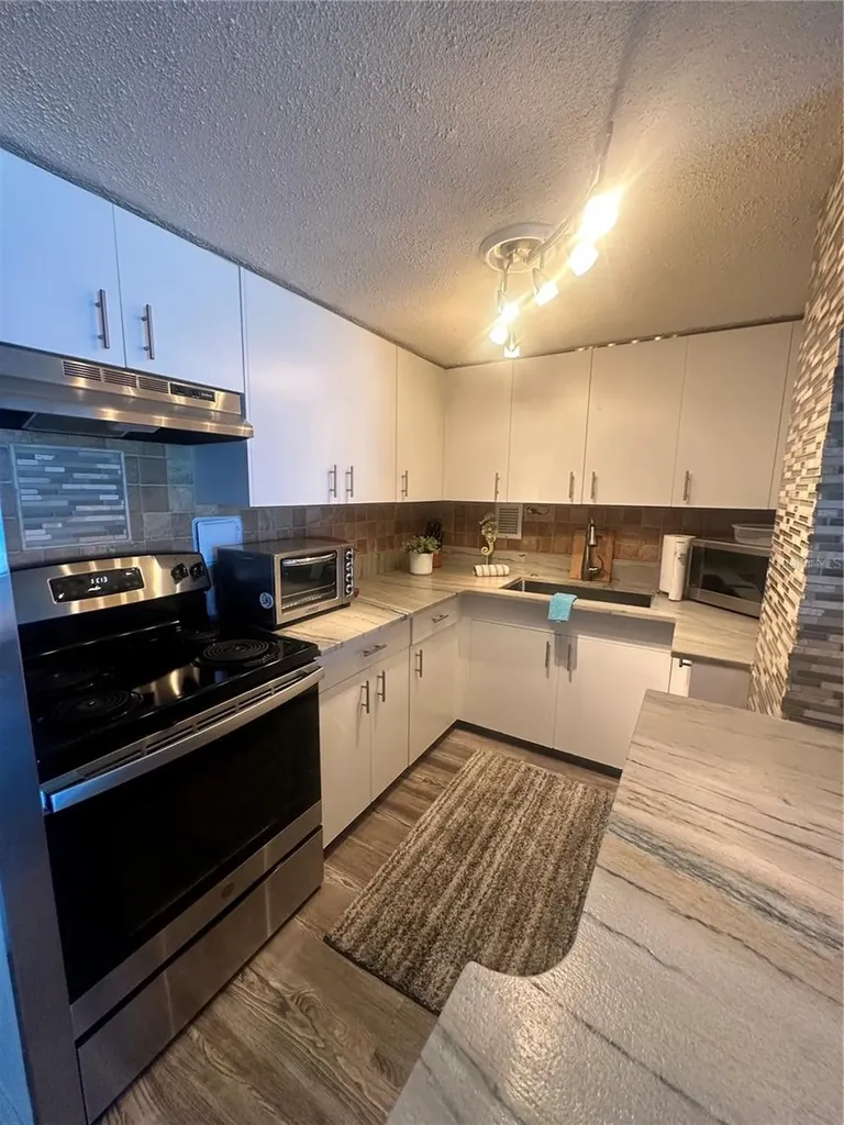 880 Mandalay Avenue Clearwater FL 33767
