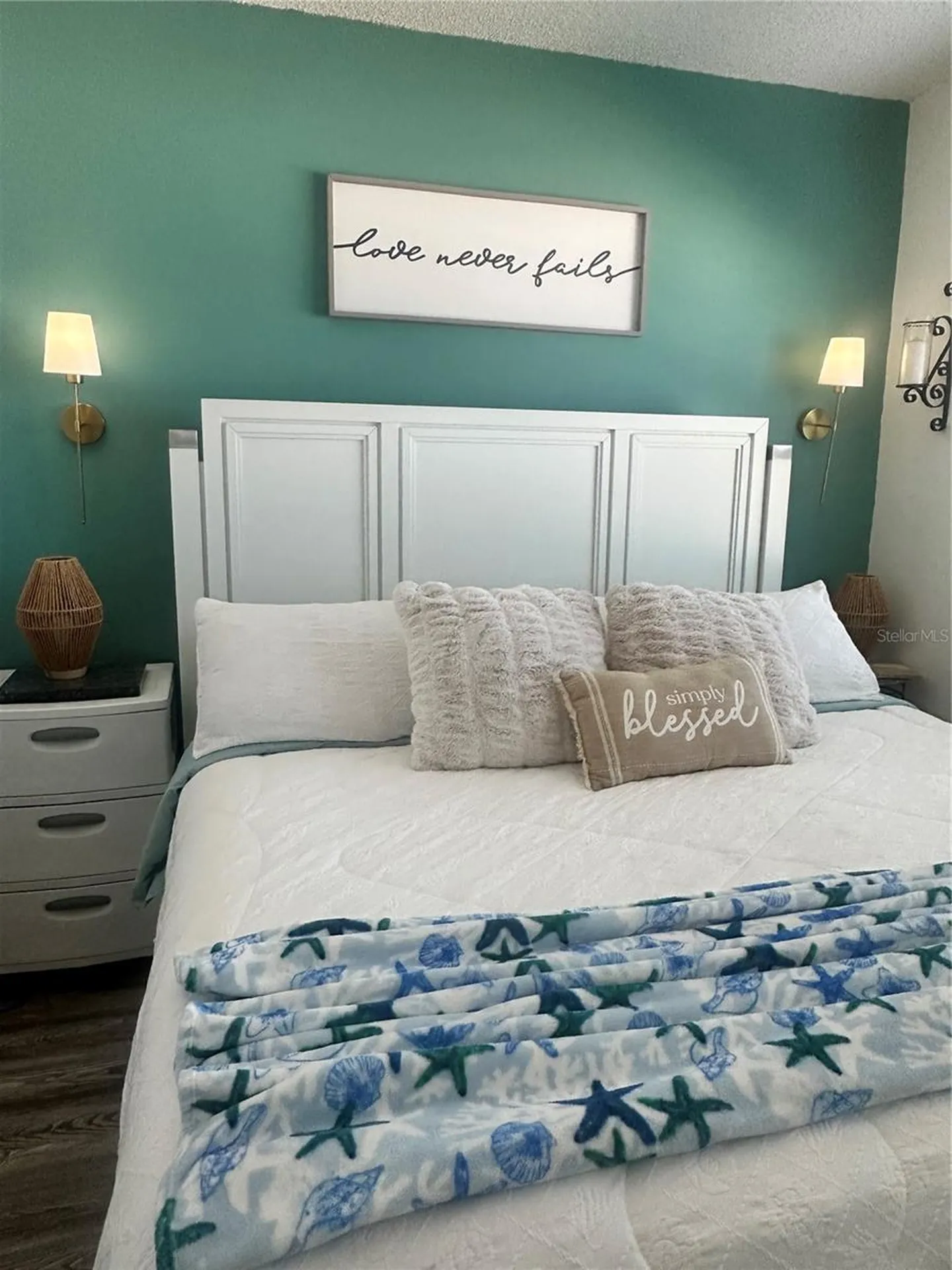 880 Mandalay Avenue Clearwater FL 33767