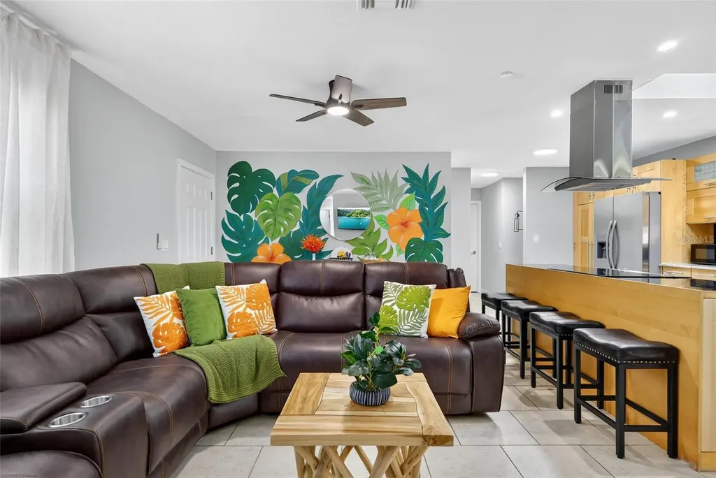 3044 Golden Rain Drive Sarasota FL 34232