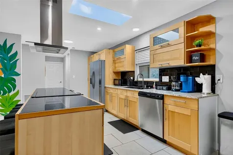 3044 Golden Rain Drive Sarasota FL 34232