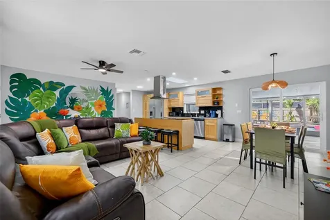 3044 Golden Rain Drive Sarasota FL 34232