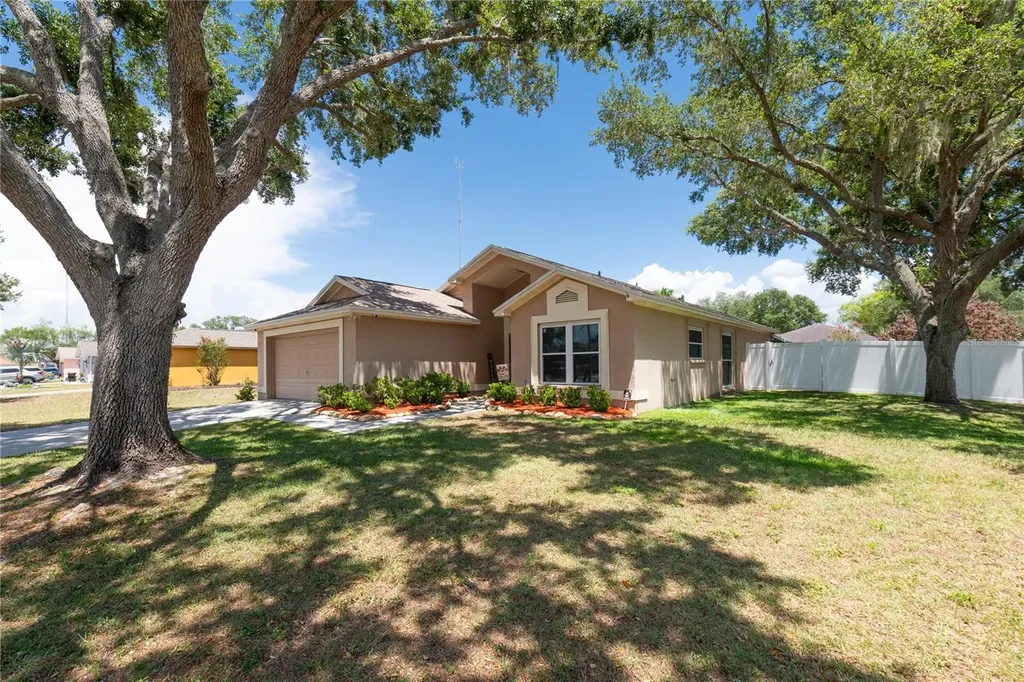 10626 Foxcrest Way Riverview FL 33569