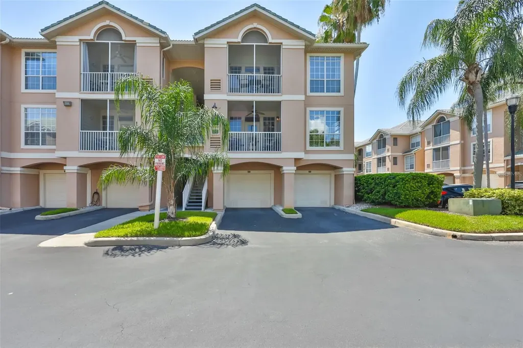 3312 Bay Club Circle Tampa FL 33607