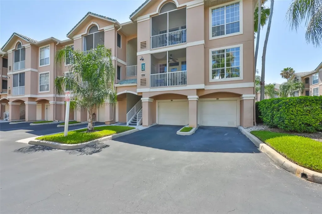 3312 Bay Club Circle Tampa FL 33607
