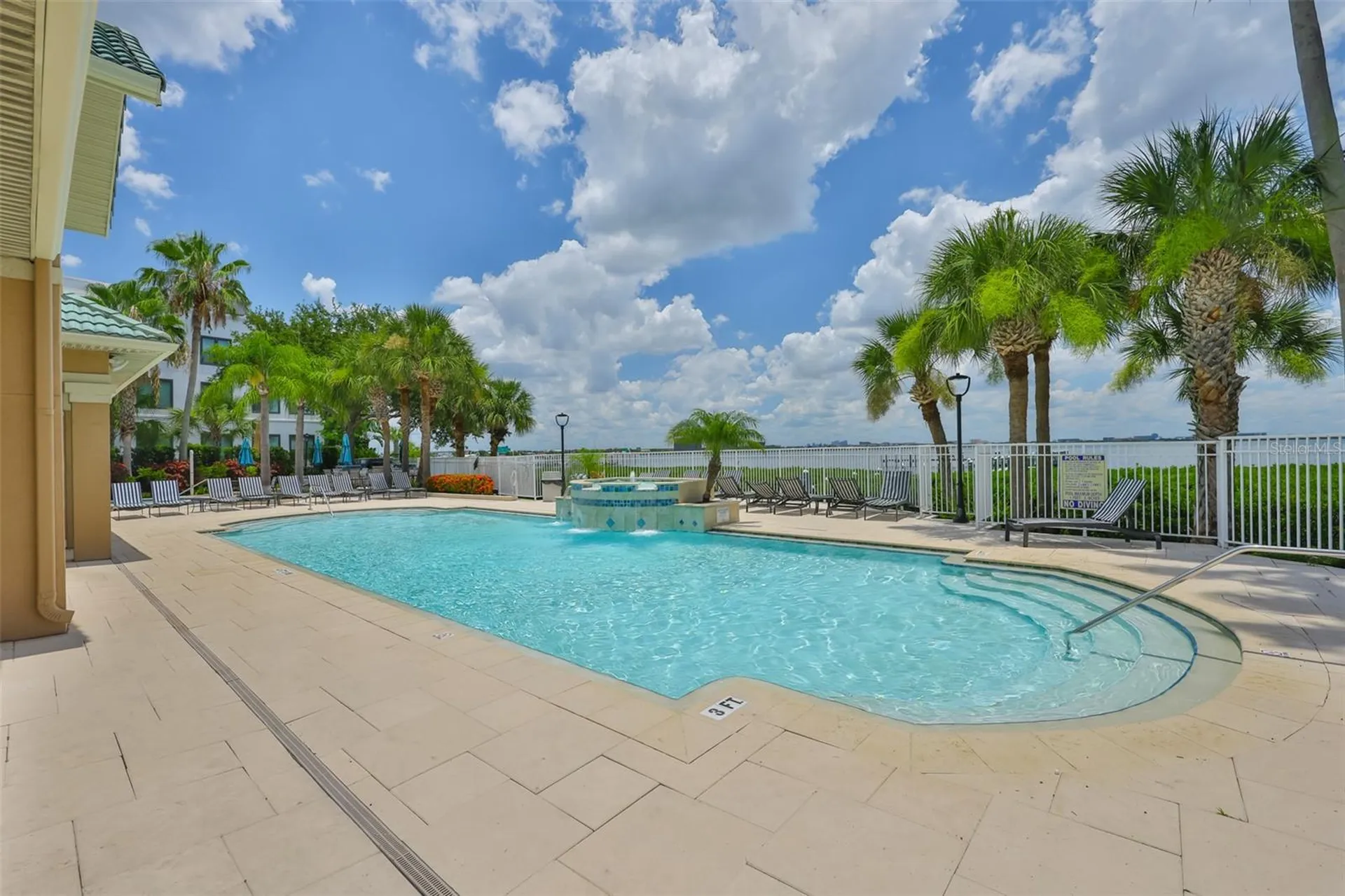 3312 Bay Club Circle Tampa FL 33607
