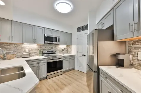 3312 Bay Club Circle Tampa FL 33607