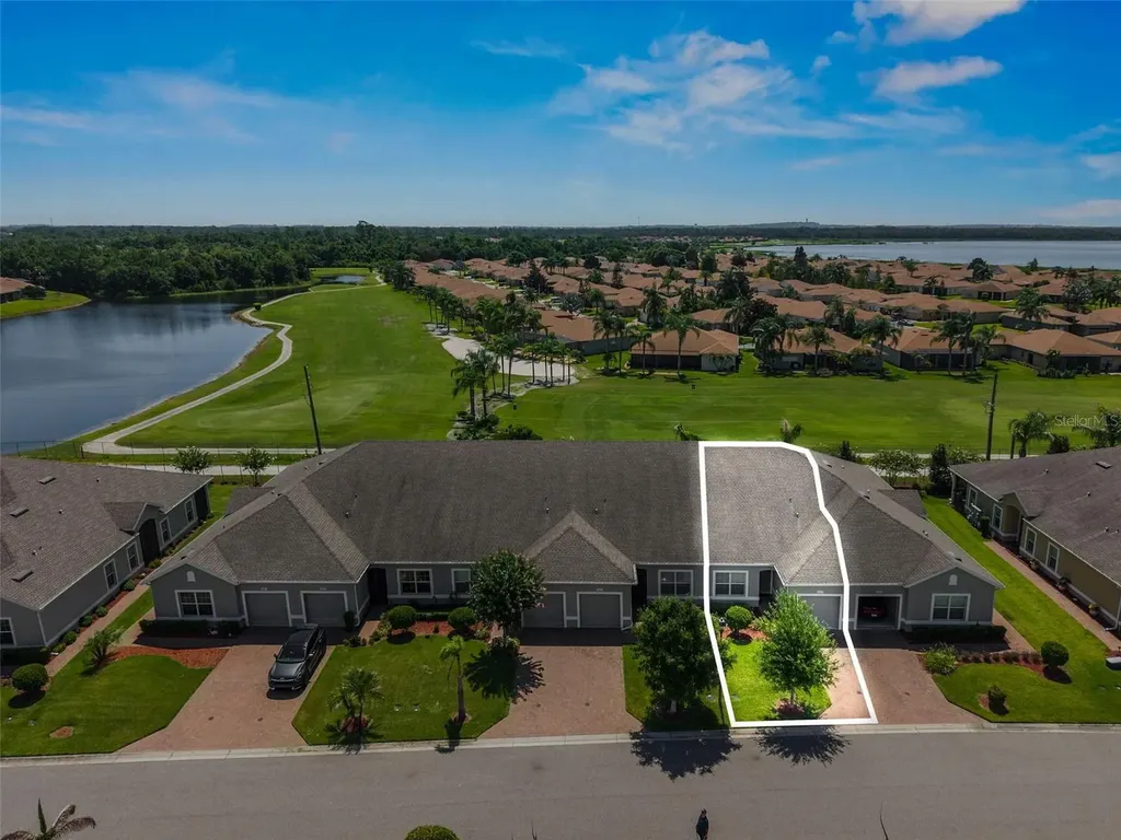 2825 Attwater Loop Winter Haven FL 33884
