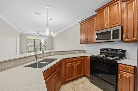 2825 Attwater Loop Winter Haven FL 33884