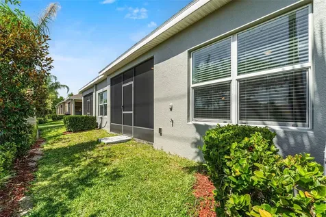 2825 Attwater Loop Winter Haven FL 33884