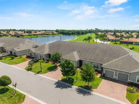 2825 Attwater Loop Winter Haven FL 33884