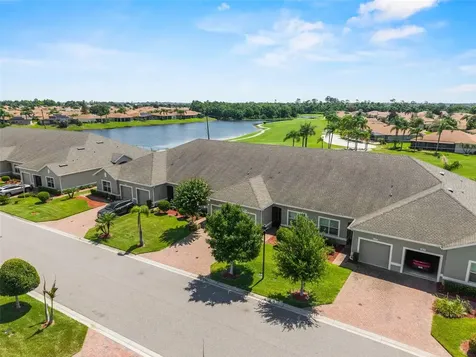 2825 Attwater Loop Winter Haven FL 33884
